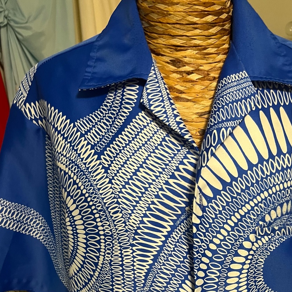 Vintage Men’s Authentic Hawaiian  Shirt